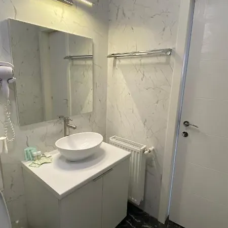 Apartament Eric *